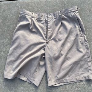 💥3 for $20 Nike golf shorts